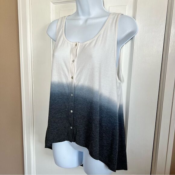 Juniors' Mudd® Dip-Dyed Button Front Jersey Tank Top XL - Picture 8 of 8